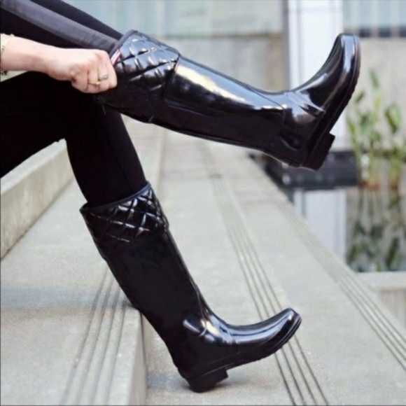 Hunter Black Quilted Asymmetrical Rigley Waterproof
Tall Rain Boots - Picture 3 of 12